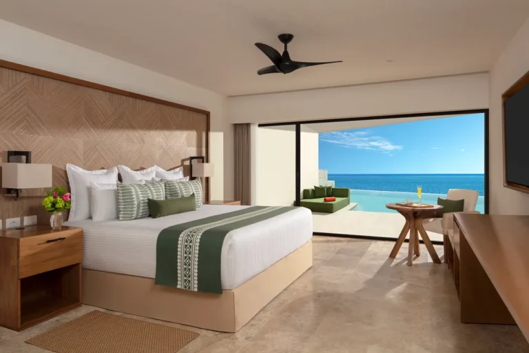 SS2025_Room-IndigoMasterSwimOut-1